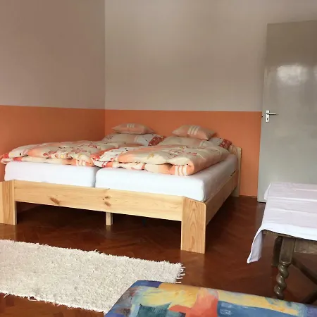 Penzion Var-lak Vendeghaz Csesznek